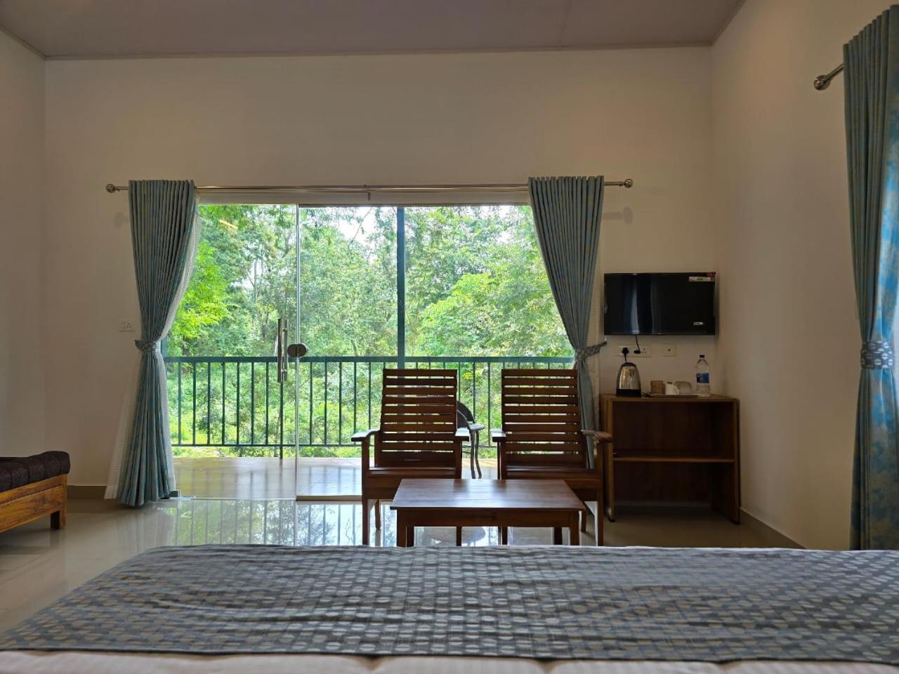 Green Aura Hotel Sultan Bathery Bagian luar foto