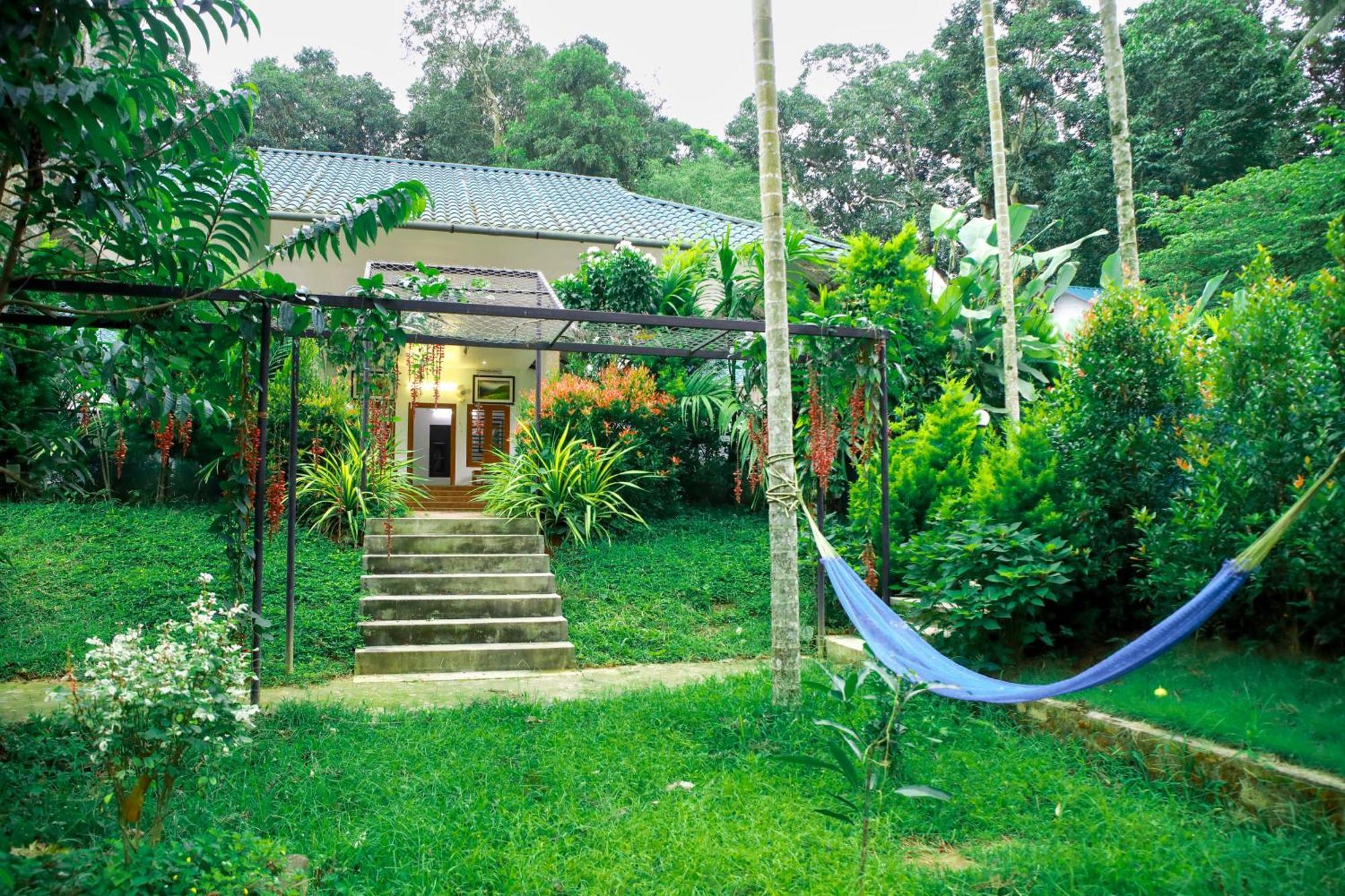 Green Aura Hotel Sultan Bathery Bagian luar foto